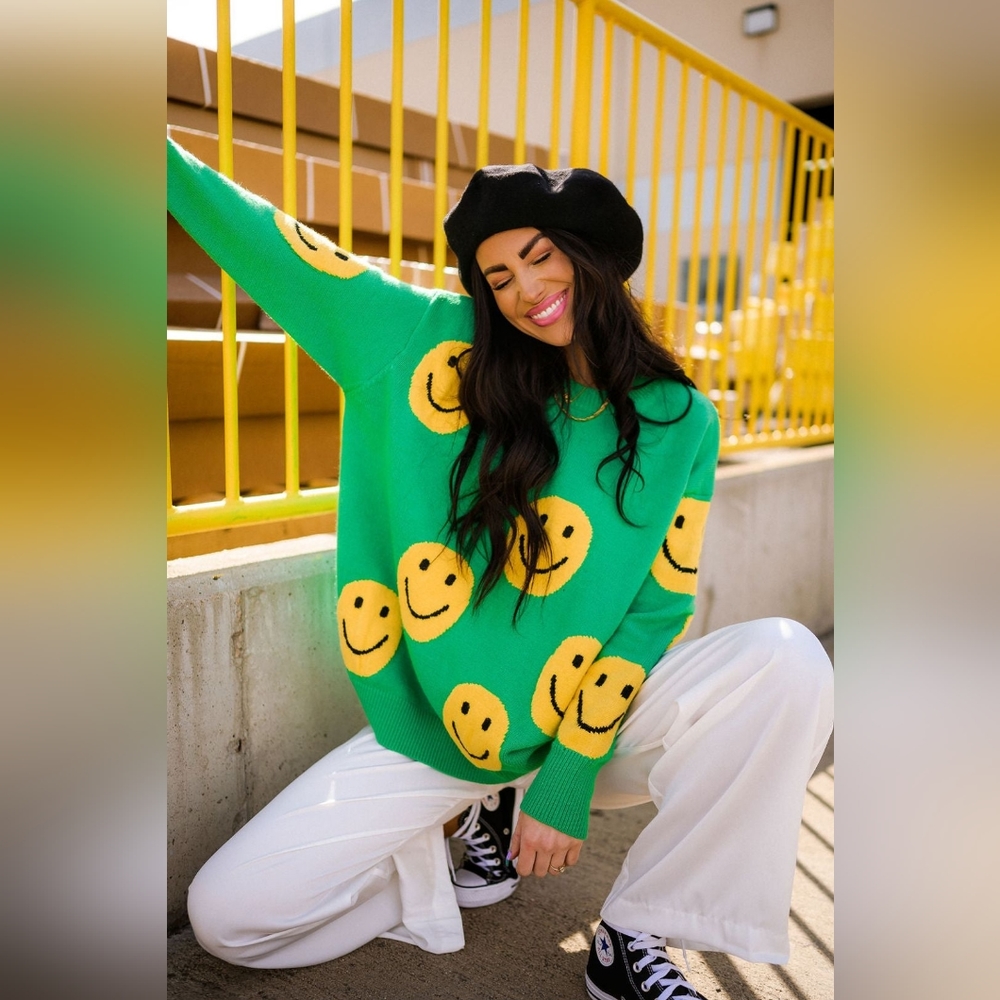 Dressed in LaLa smiley face oversized knit sweater S/M